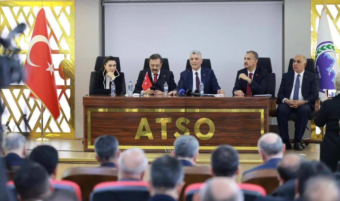 Ticaret Bakanı Ömer Bolat ve Türkiye Odalar ve Borsalar Birliği