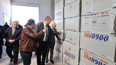 Ağrı Valisi Önder Bozkurt, Doğubayazıt’ta sanayi tesislerinden eğitim yatırımlarına kadar