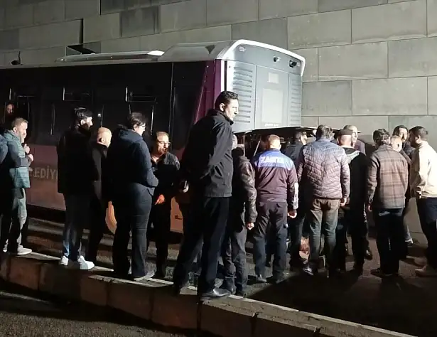 Ağrı Merkez’de Şemsi Türkmen Lisesi yakınındaki alt geçitte yaşanan korku