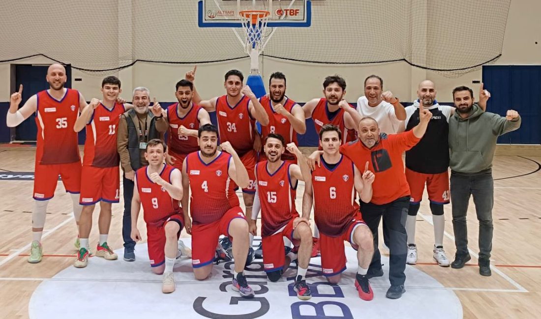 Erkekler Bölgesel Basketbol Ligi’nde (EBBL) fırtına gibi esen Ağrı Gençlik