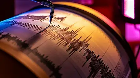 Ağrı’nın Patnos ilçesinde meydana gelen depremin ardından gece saatlerinde artçı