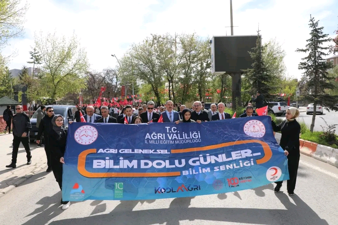 Ağrı Valiliği himayesinde, İl Milli Eğitim Müdürlüğü koordinasyonunda ve İbrahim