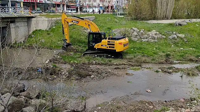 Müjde Ağrı’ya! Fırat Mahallesi’nde uzun yıllardır hem görüntü kirliliği hem