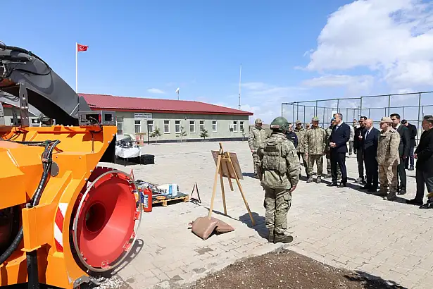 Ağrı Valiliği öncülüğünde düzenlenen Sınır Güvenliği Toplantısı’nın ardından hudut birliklerine