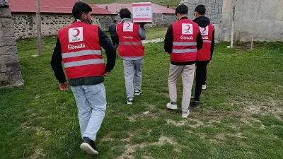 Türk Kızılay, Ağrı’nın Diyadin ilçesinde yürüttüğü yardım faaliyetleriyle ihtiyaç sahibi